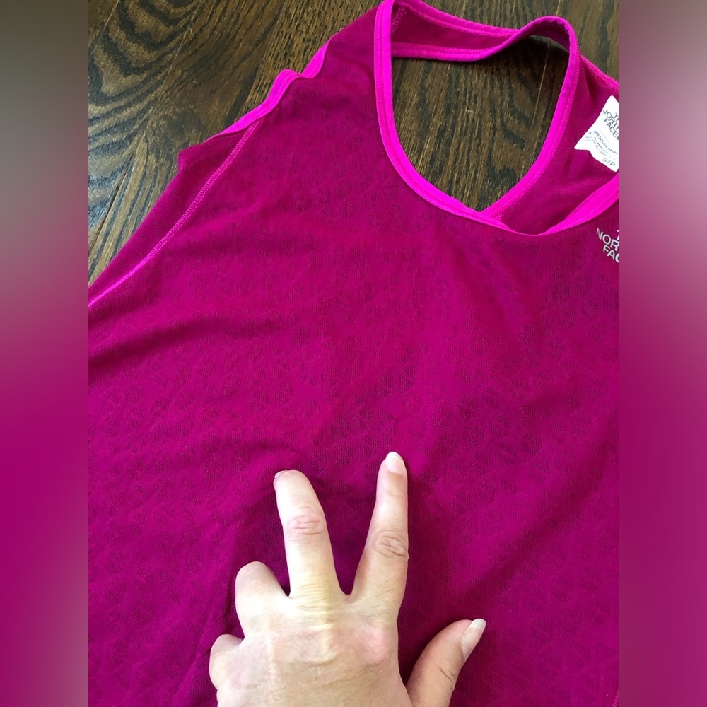 The North Face Women’s S Magenta Mesh Racerback Tank w/Drawstring Waistband - Picture 11 of 11